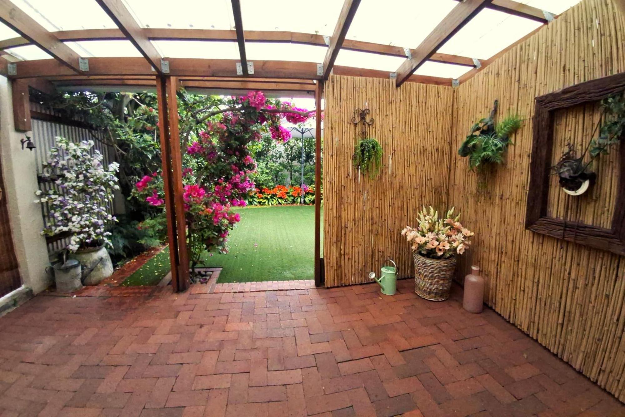 Meerendal Cottage-Affordable Luxury-Private Garden With Pool & Hot Tub Kapstaden Exteriör bild