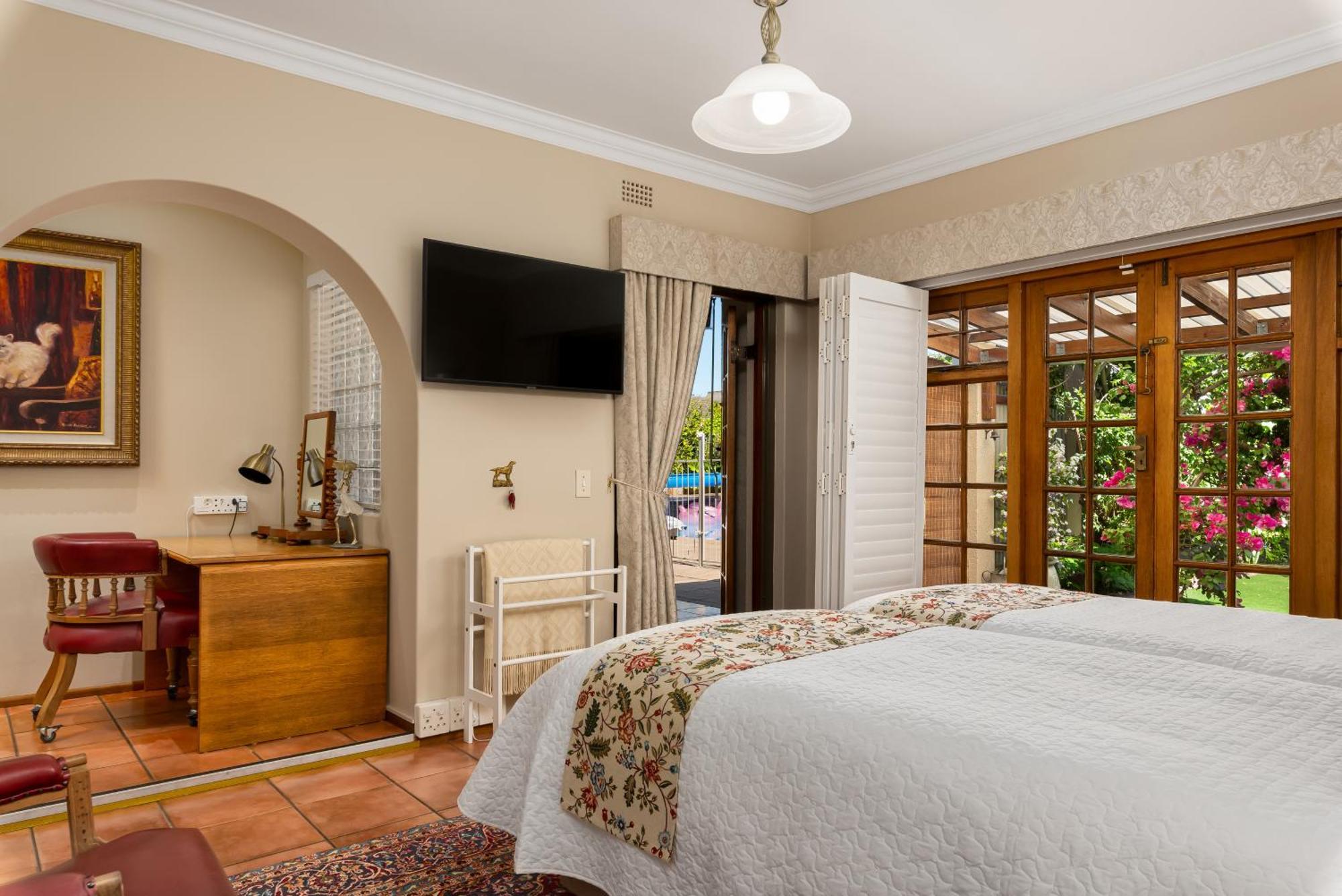 Meerendal Cottage-Affordable Luxury-Private Garden With Pool & Hot Tub Kapstaden Exteriör bild